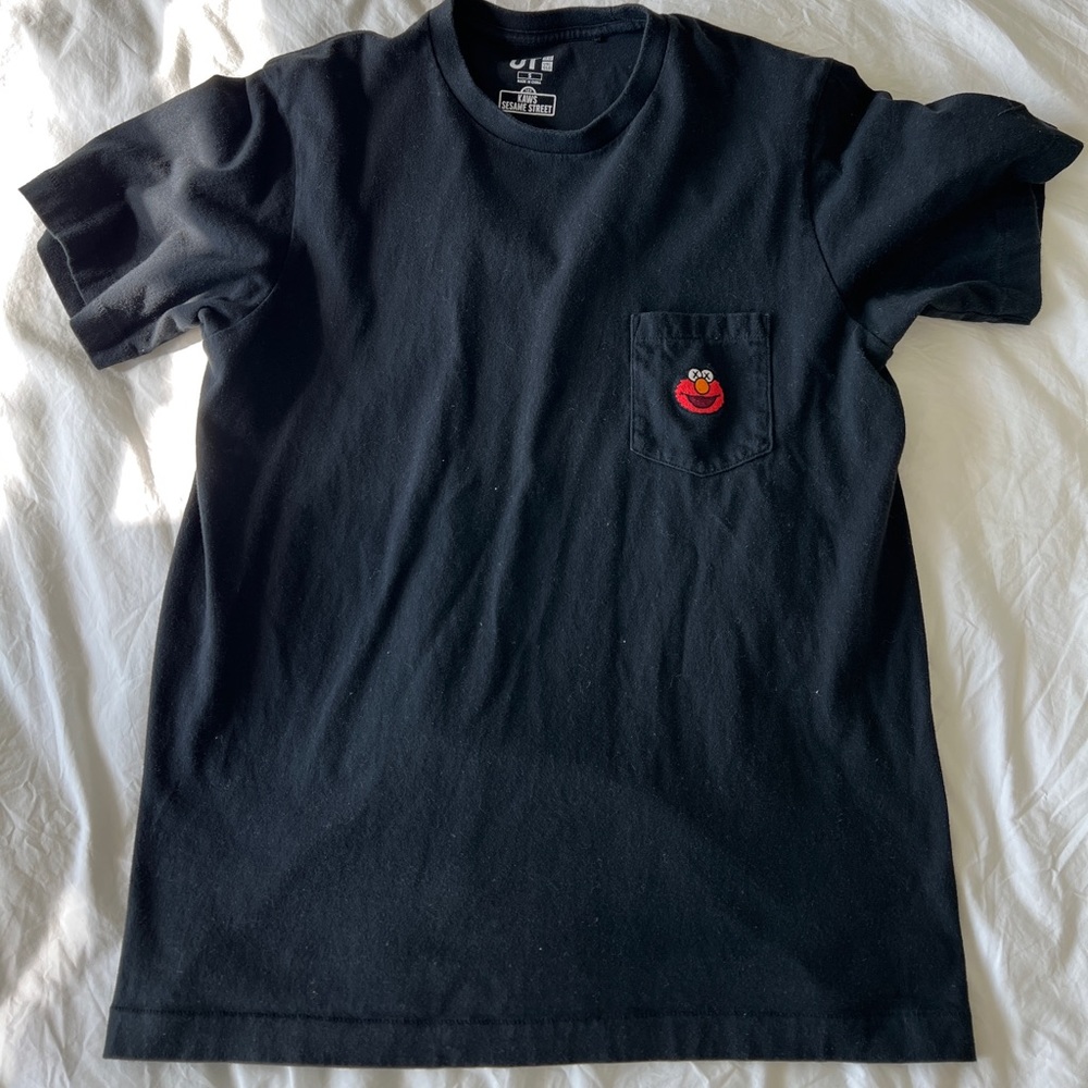 UNIQLO + KAWS + SESAME STREET collab t shirt
